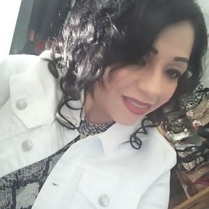 Meet your Posher, Priscilla